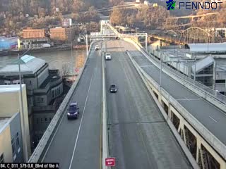 Liberty Bridge Cam